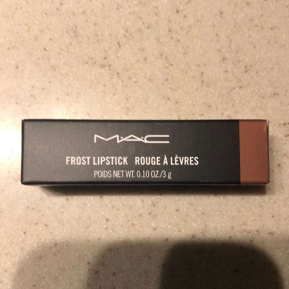Mac Frost Lipstick Line